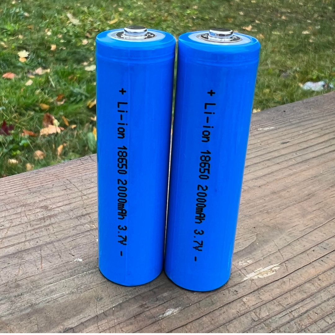 BigM 3.7v 2000mAH Heavy Duty Lithium Ion 18650 Rechargeable Battery button top