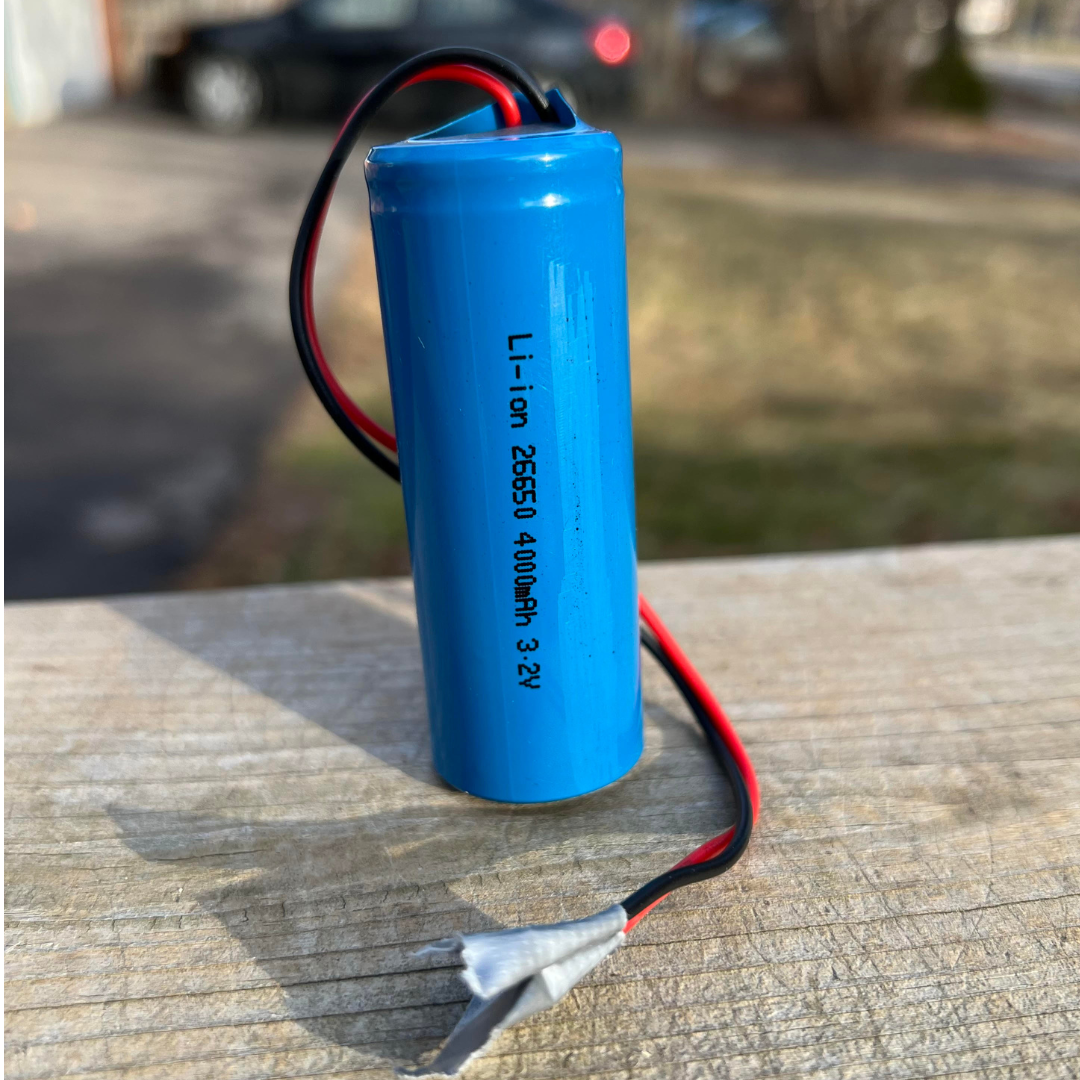 BigM 3.2V Lithium-ion battery 26650 heavy duty 4000mAH rechargeable with a wire connector