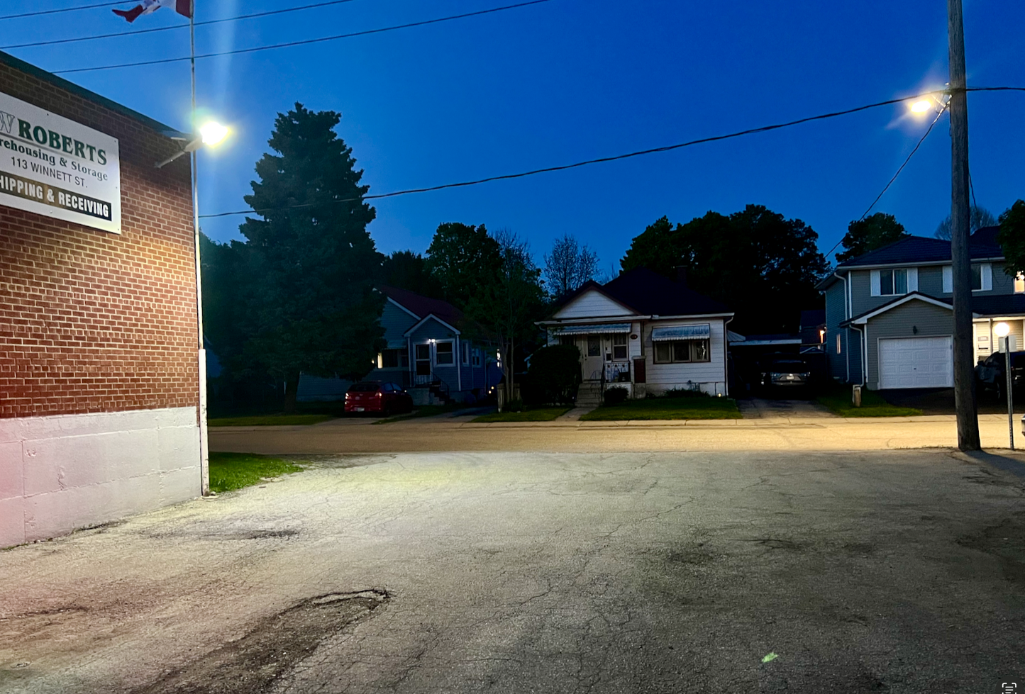 BigM 600W aluminum solar street light with motion sensor & adjustable panel Is installed at the receiving area of a business at Woodstock, Ontario. Shining bright at night.