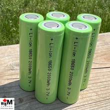 Load image into Gallery viewer, Image of 5 units of BigM 3.7v 2000mAH Heavy Duty Lithium Ion 18650 Rechargeable Battery
