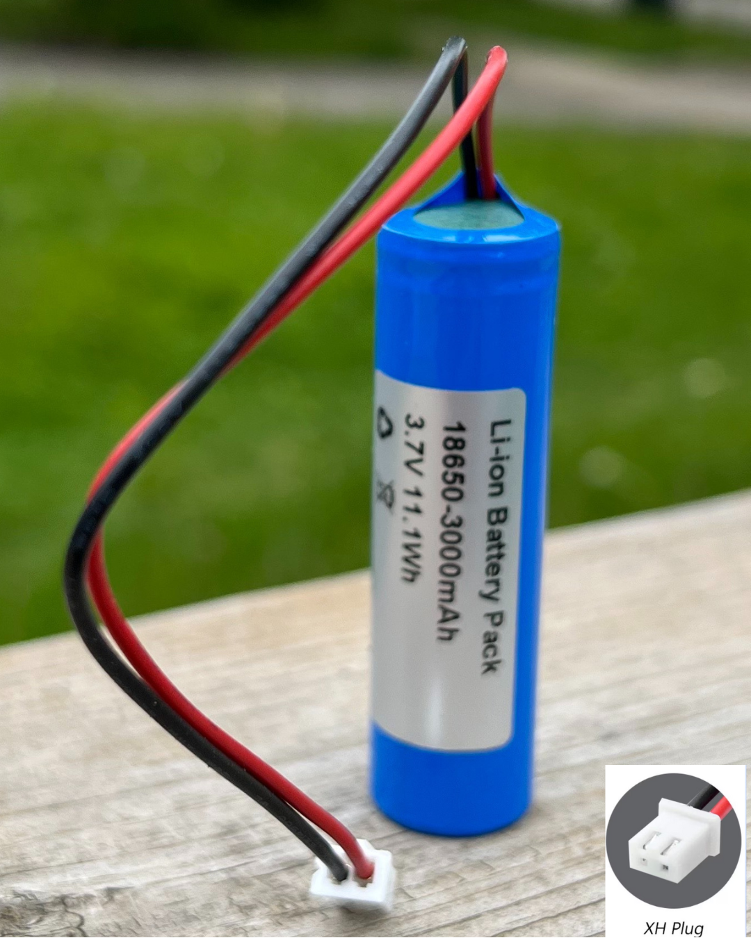 Image of BigM 3.7V 3000mAh  rechargeable 18650 battery with wire connector 2 pin plug