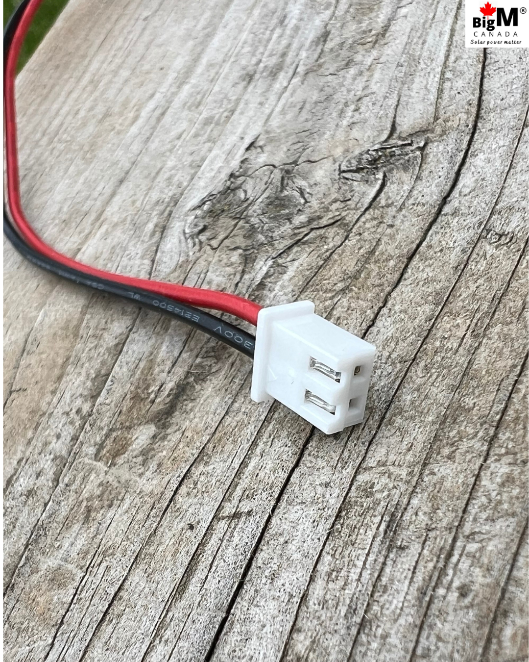 Image of BigM 3.7V 3000mAh  rechargeable 18650 battery with wire connector 2 pin plug For solar lights, flash lights, electronic devices