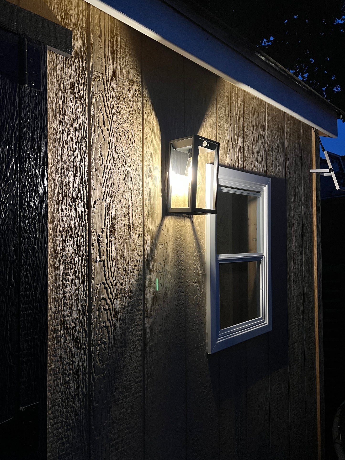 BigM Solar porch light with motion sensor and warm white colour temperature for outdoors