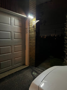 BigM 122 LED Lumière de capteur de mouvement de sécurité solaire étanche réglable pour portes de garage, arrière-cour, côtés de piscine, entrée avant, entrée latérale