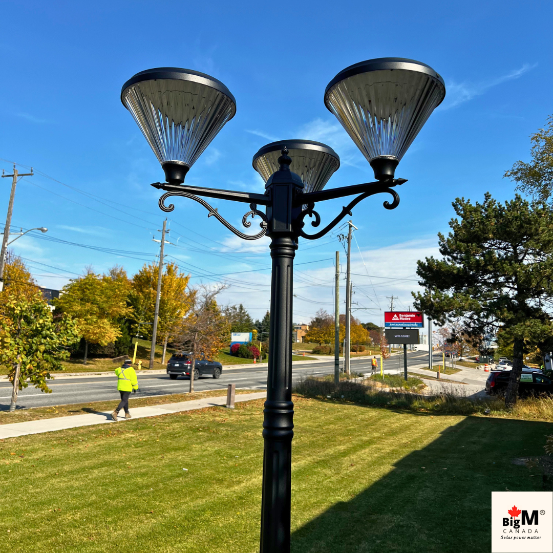 BigM European Vintage Style Solar Royal Garden Lights for Lawns, Gardens, Pathways & Backyards