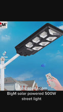 Cargar y reproducir el video en el visor de la galería, BigM 500W Solar Street Lights with Motion Sensor for Outdoors, Parks
