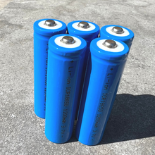 Load image into Gallery viewer, Image of 5 units of BigM Solar Lithium Ion Rechargeable Batteries 18650 3.7V 1200mAh button top
