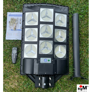 BigM 900W LED Commercial Solar Flood Lights with metal handle, remote, hardwares and instructions booklet