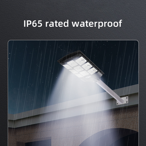 BigM 900W LED Commercial Solar Flood Lights are IP65 waterproof and survives through Canadian harsh winter weather