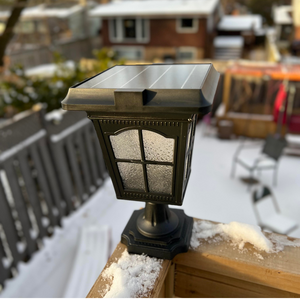 BigM Elegant Looking Vintage Style Solar Post Lights can survive through Canadian winter weather