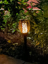 Cargar imagen en el visor de la galería, Image of BigM LED Solar Powered Flickering Flame Lights glow like a flame ar night
